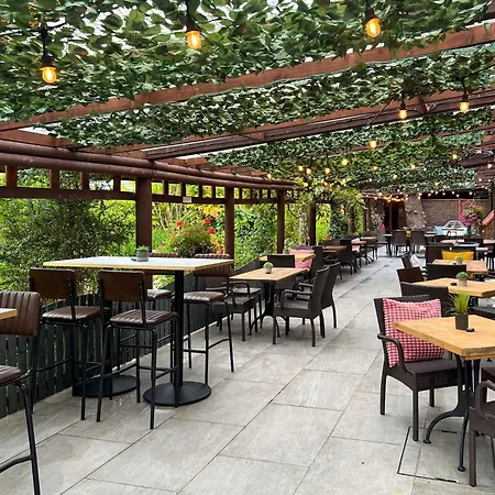 Floral Lodge Great Ayton With Hot Tub And Onsite Bistro Holiday home *